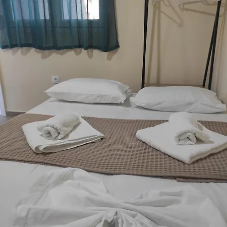 Ξενοδοχείο με διαμερίσματα Light Blue Παραλία