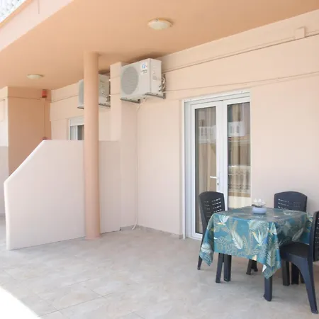 Light Blue 3* Paralía