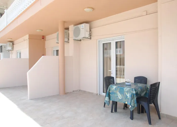 Light Blue 3* Paralía